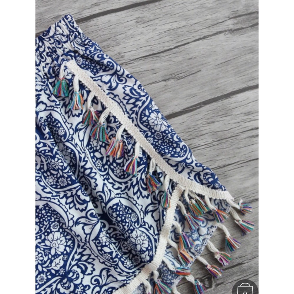 Damask Print Tassel Trim Wrap Shorts - Picture 2 of 5